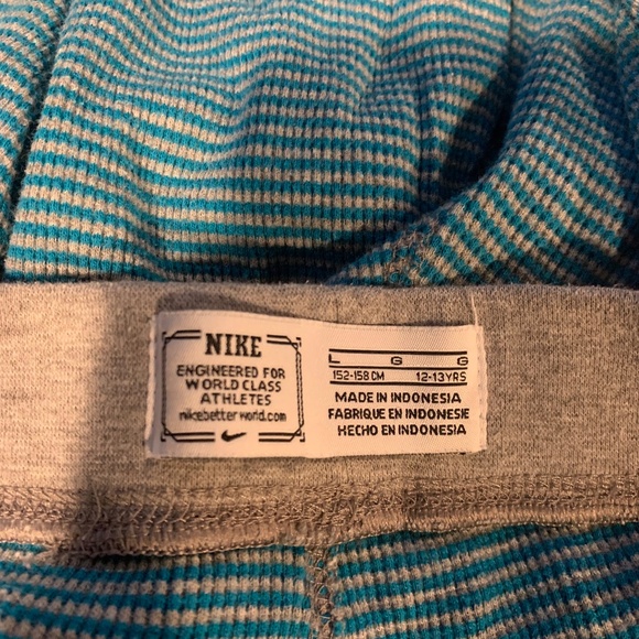 25. Nike Blue Striped Track pants Size Large in Kids, Women's Small - Picture 7 of 8